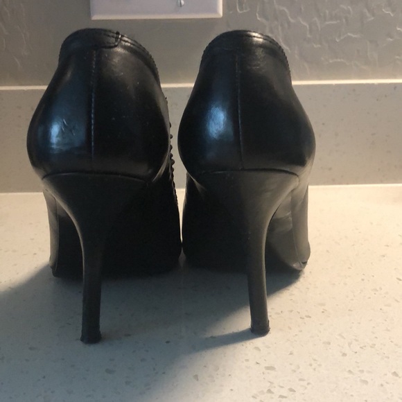 MOVING SALE: EUC Givenchy heels size 36 - Picture 4 of 11